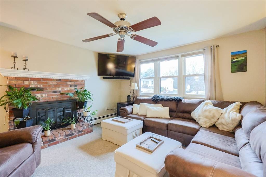 North Attleboro, MA 02760,44 Montclair Drive