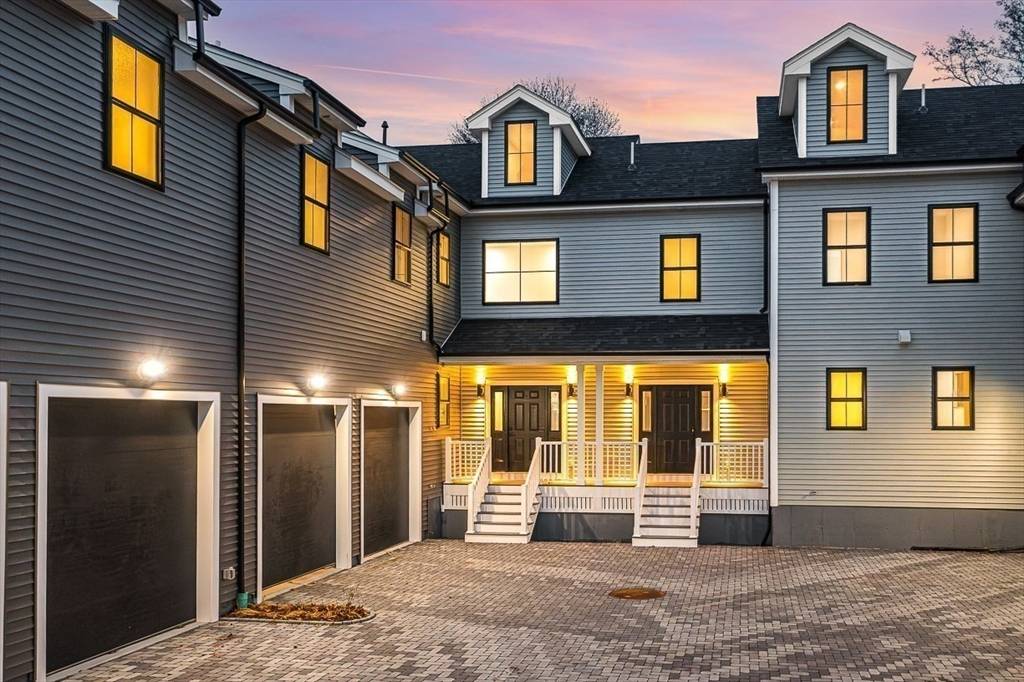 Melrose, MA 02176,12-14 Sylvan St. #2