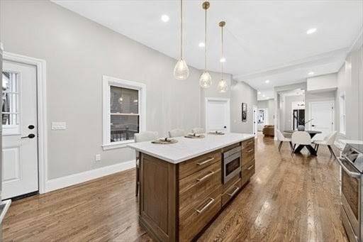 Boston, MA 02125,10 Grant St