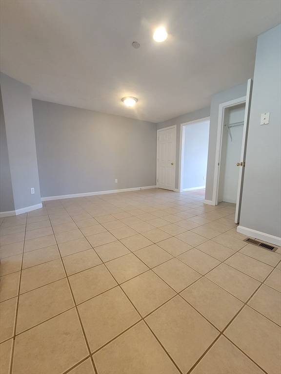 Brockton, MA 02301,958 Warren Avenue #10