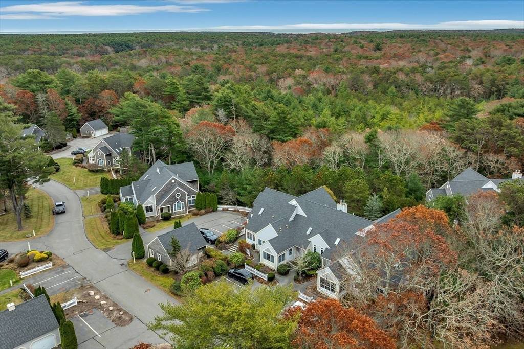 Mashpee, MA 02649,9 Red Cedar Rd #9