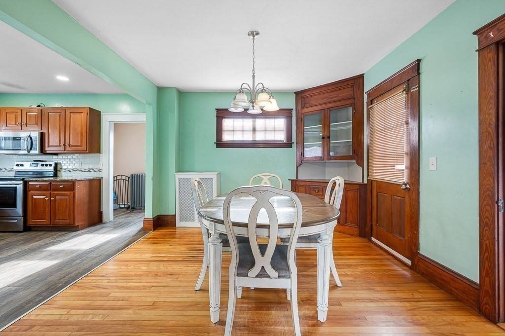 Fitchburg, MA 01420,17 Henry St