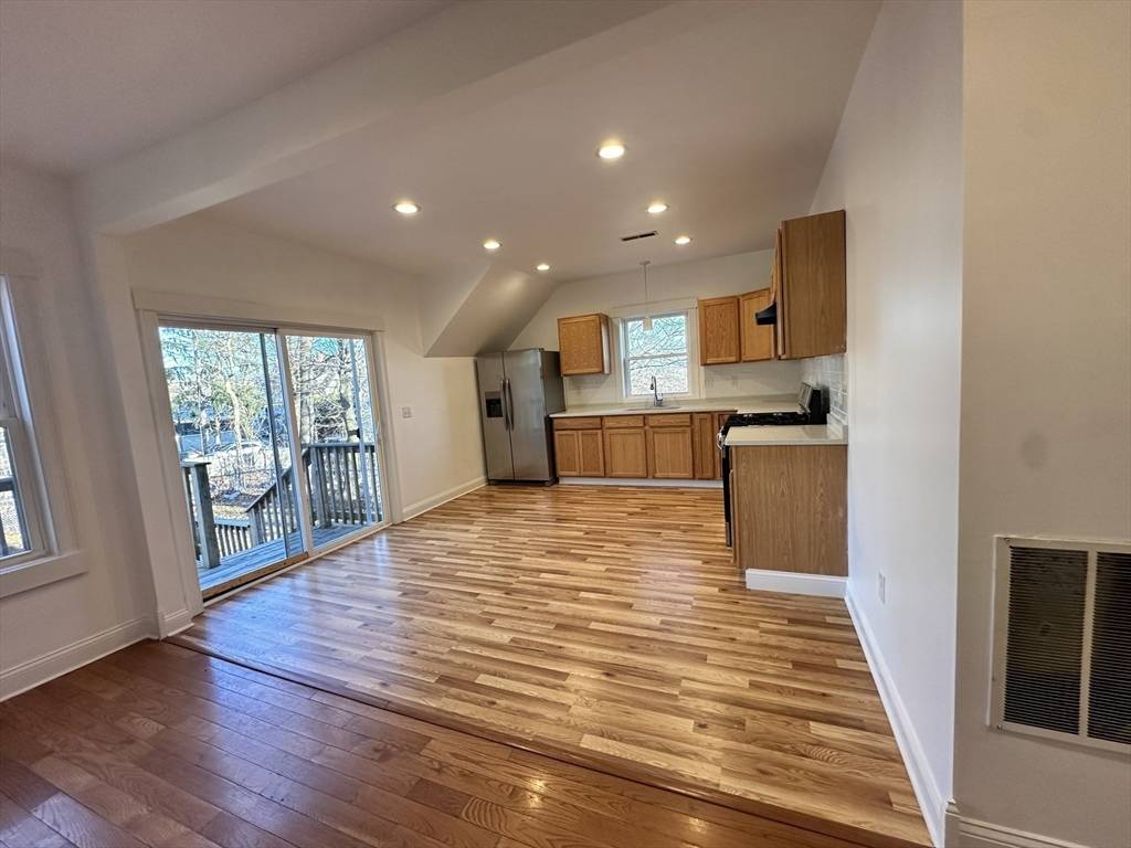 Methuen, MA 01844,283 Broadway #2