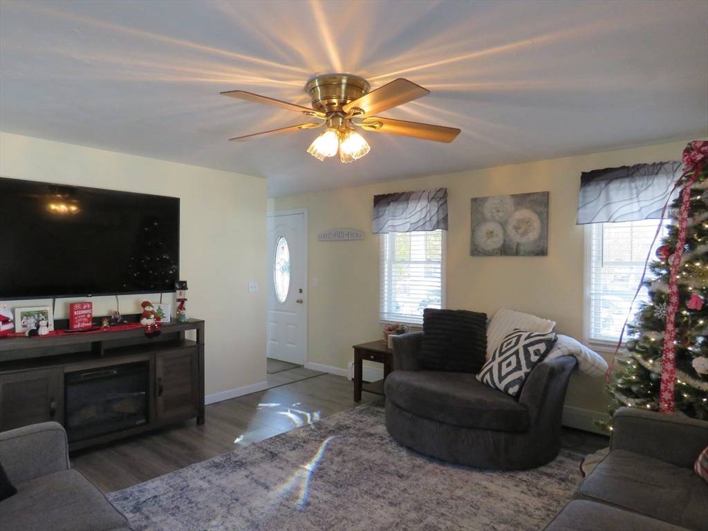 Wareham, MA 02571,4 Bachant Way