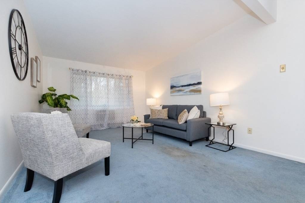 Woburn, MA 01801,74 Beach St #6-12