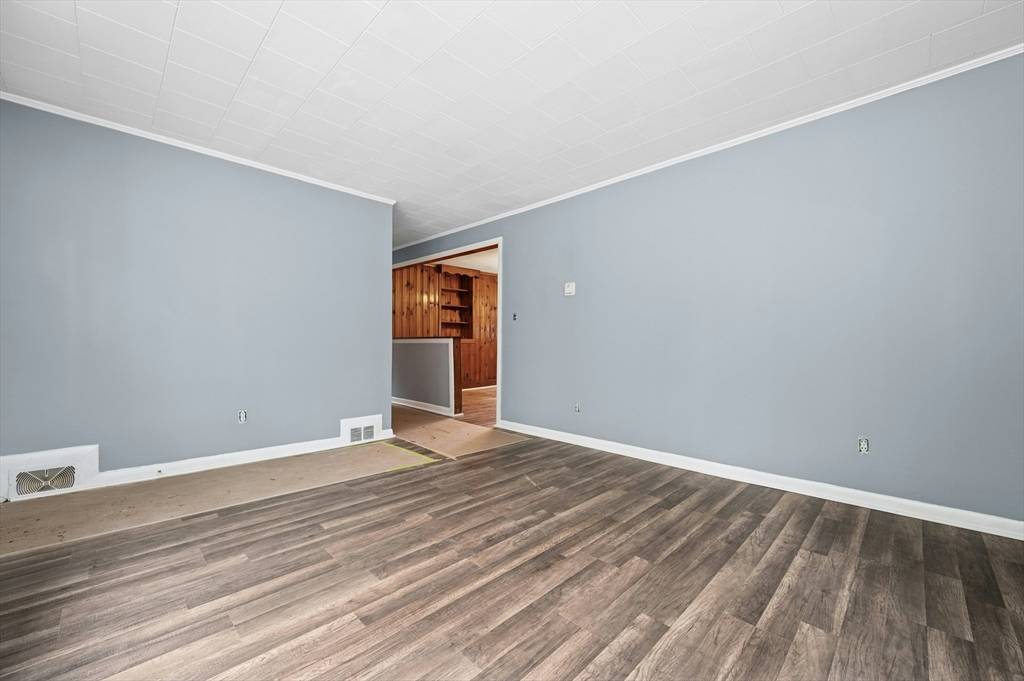 Spencer, MA 01562,38 S Spencer Rd