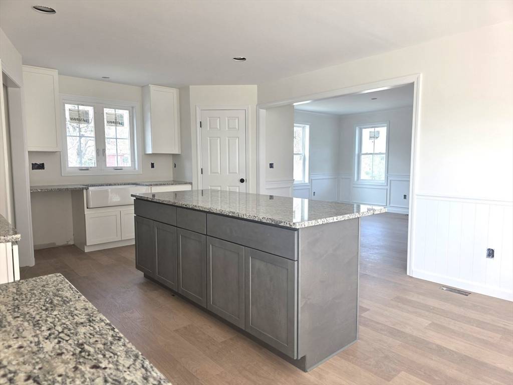 Douglas, MA 01516,38 Hemlock Street