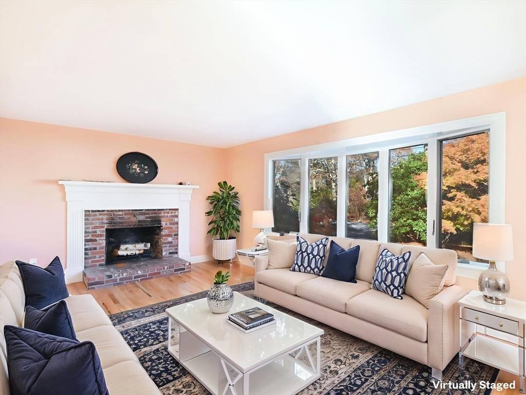 Sandwich, MA 02563,12 Crowell Road