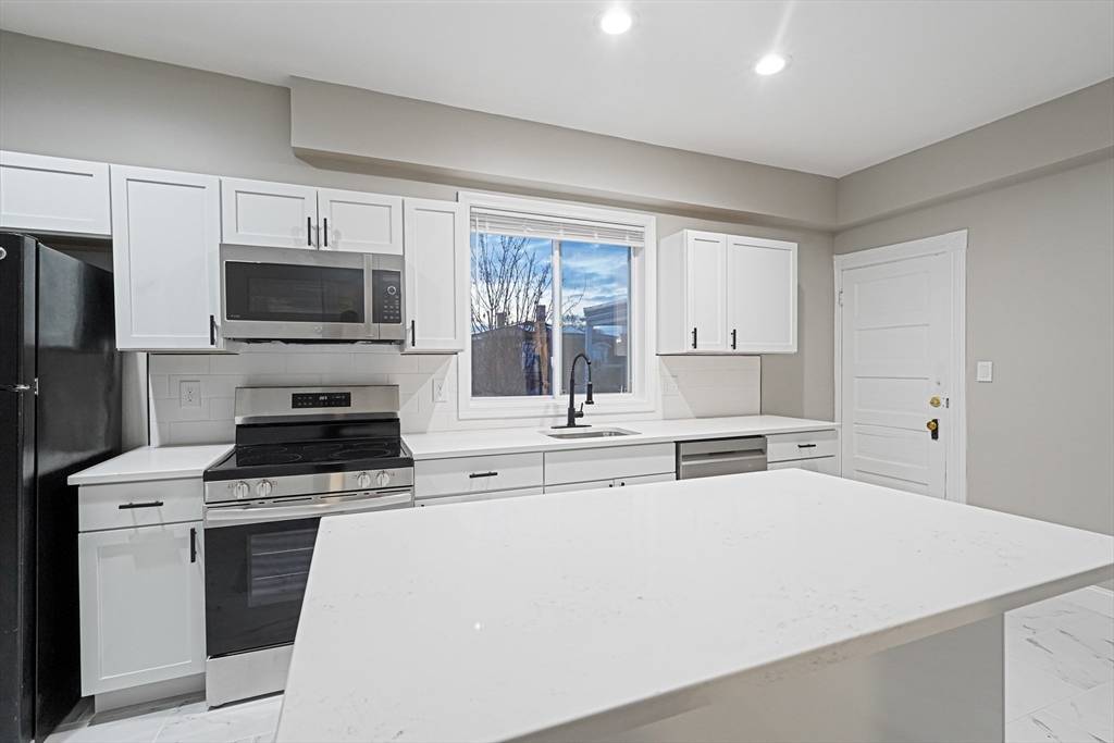 Boston, MA 02122,381 Adams St #3