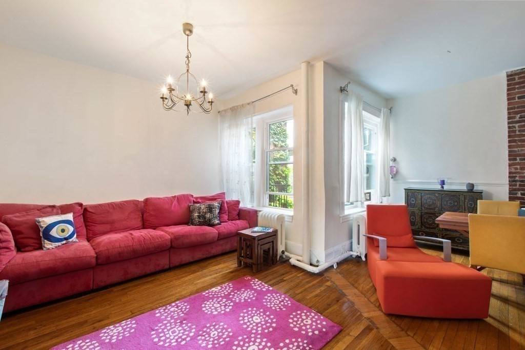 Boston, MA 02114,37 Revere Street #7