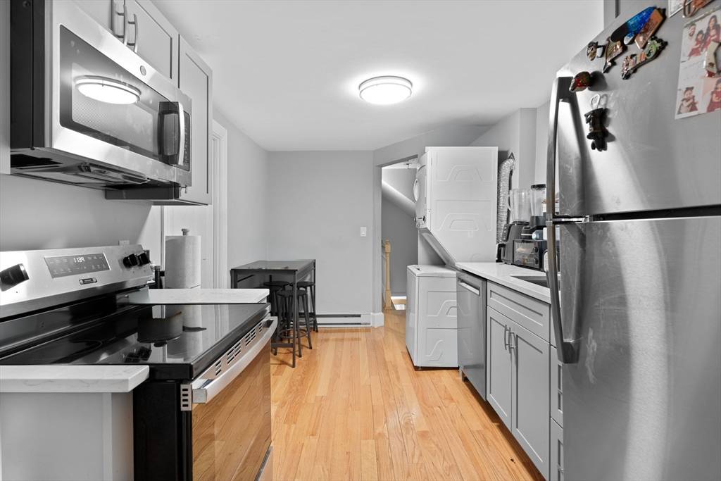 Woburn, MA 01801,7 Vining Ct #2