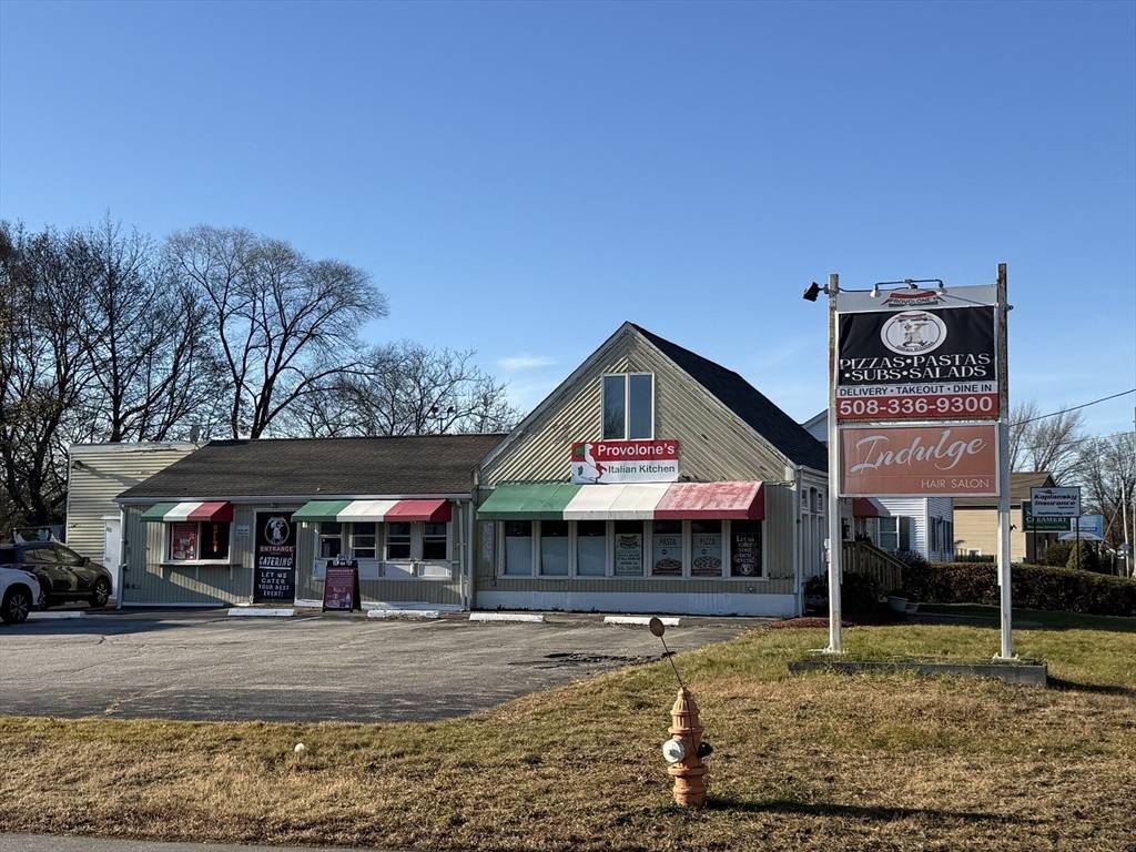 Seekonk, MA 02771,717 Fall River Ave