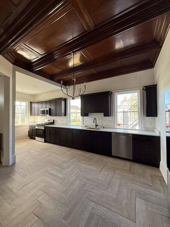 Fall River, MA 02720,72 Belmont St #1