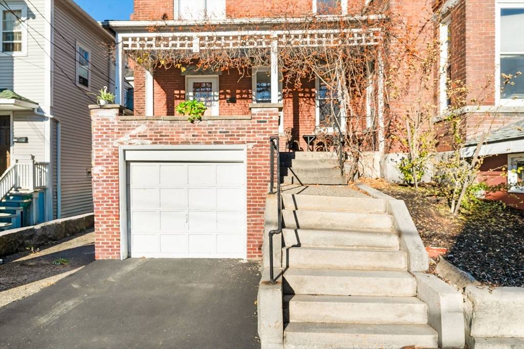 Fitchburg, MA 01420,58 (A B) Oliver Street