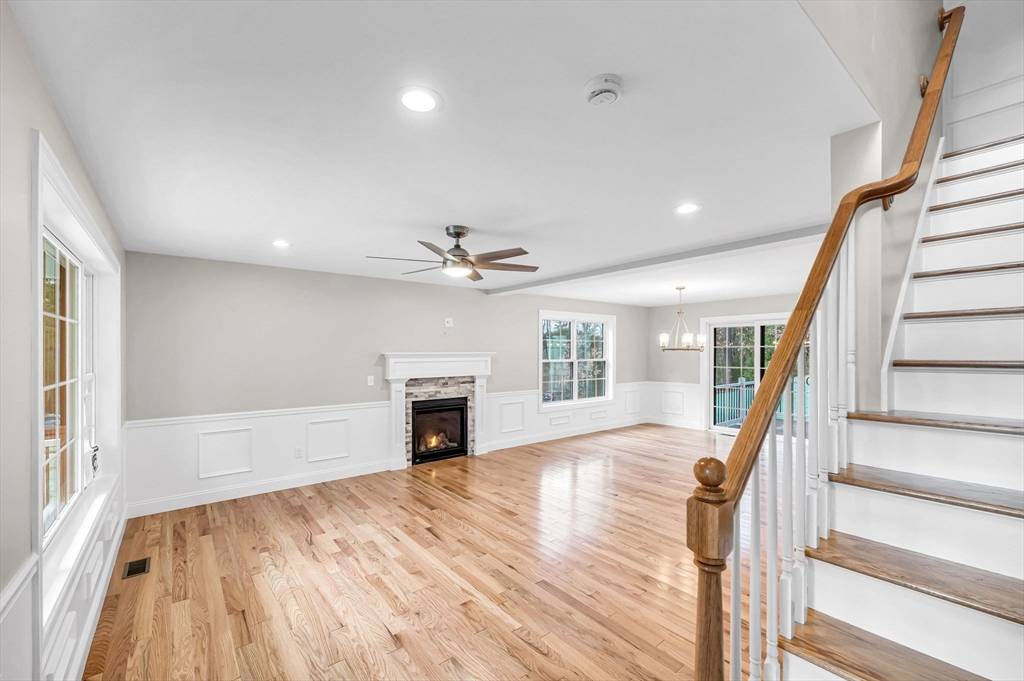 Belchertown, MA 01007,7 High Bluff Rd