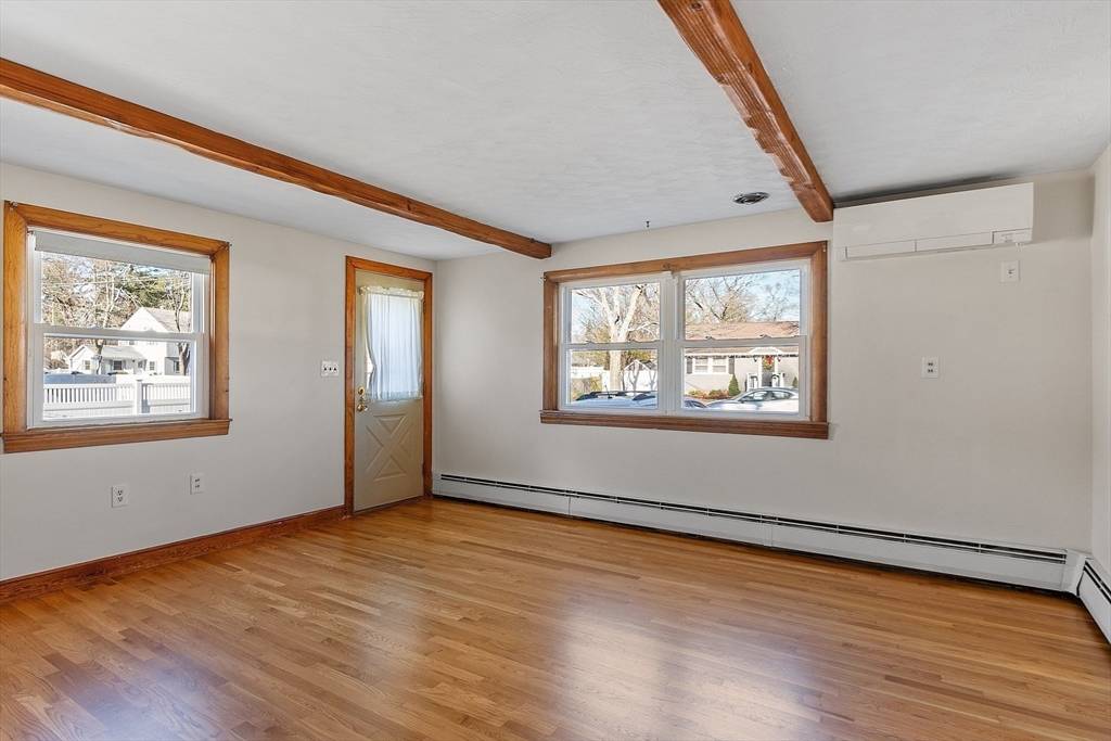 Tewksbury, MA 01876,3 South Amos St