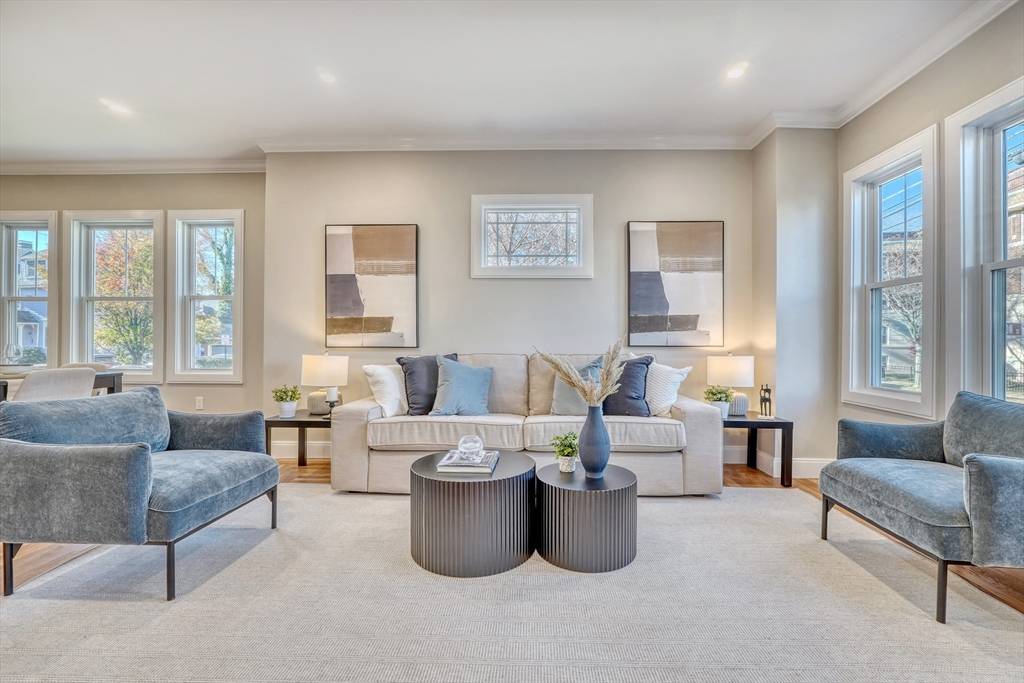 Melrose, MA 02176,114-116 West Wyoming Ave #1