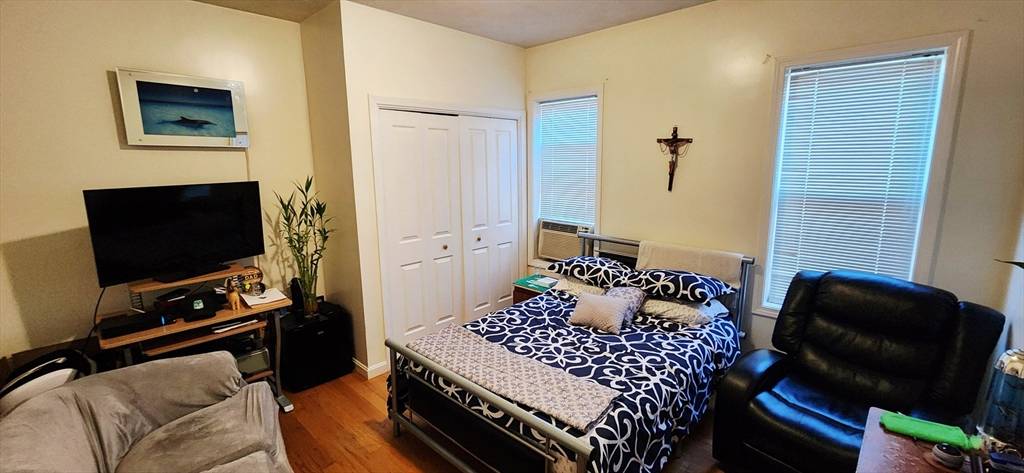 Boston, MA 02128,182 Bennington #3