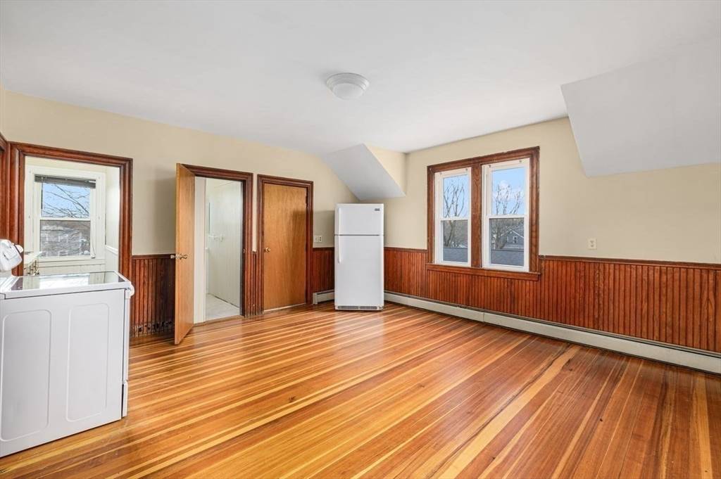 Cranston, RI 02920,54 Randall Street