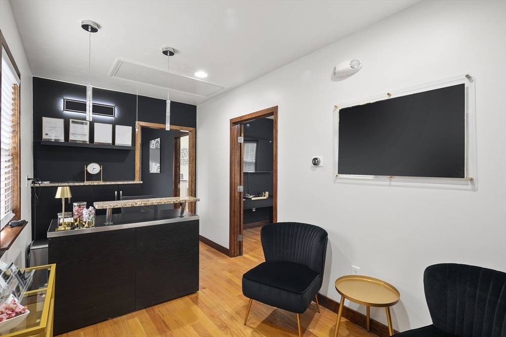 Taunton, MA 02780,109 Dean St