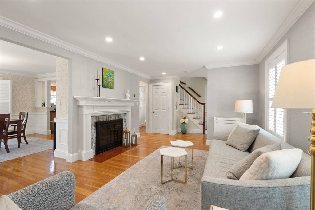 Boston, MA 02132,89 Dwinell St