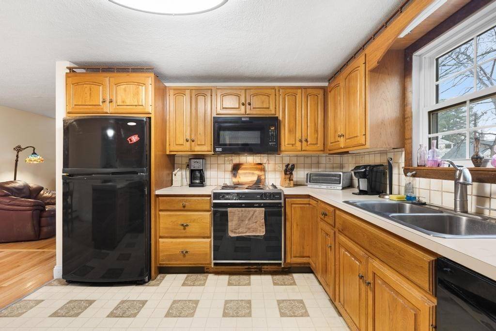 Billerica, MA 01821,95 Bellflower Rd