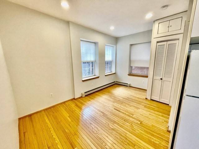 Boston, MA 02113,15 Thacher Court #2