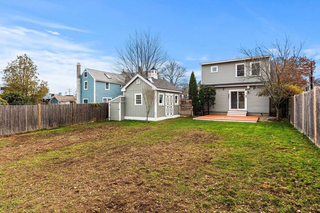 Newburyport, MA 01950,6 Storey Ave