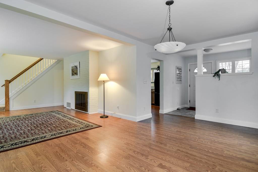 Natick, MA 01760,10 Kelsey Road