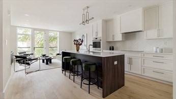 Newton, MA 02468,20 Kinmonth Rd #201