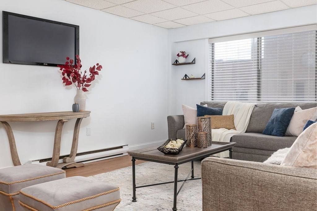 Peabody, MA 01960,111 Foster #416