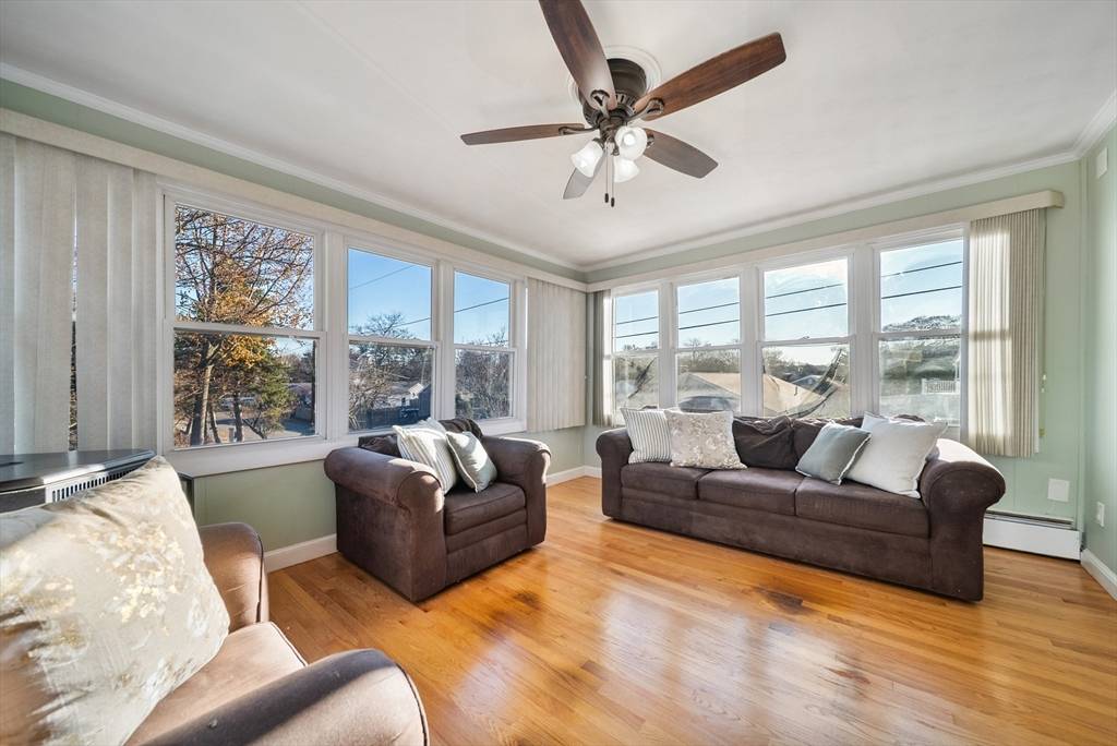 Salem, MA 01970,2 Wilfred Ter