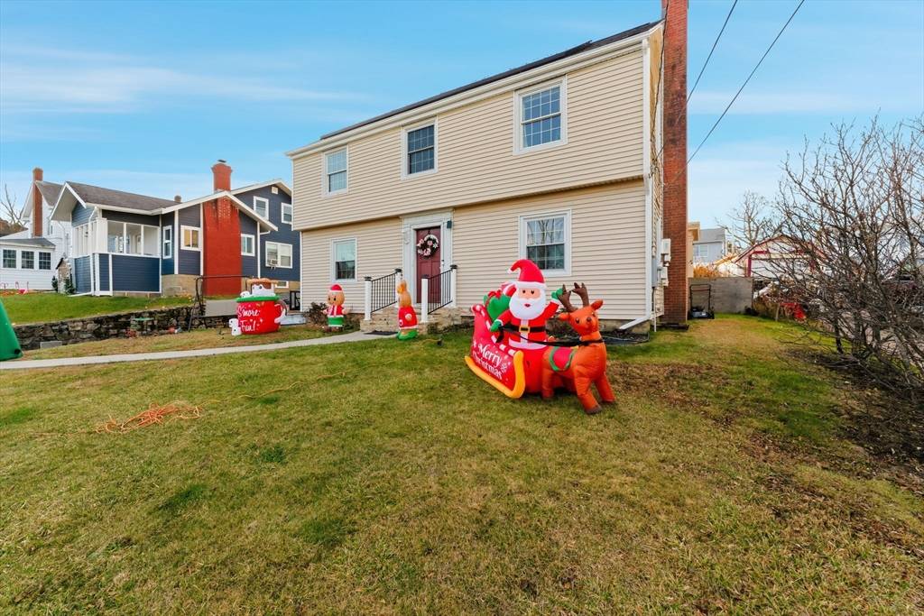 Southbridge, MA 01550,20 Newell