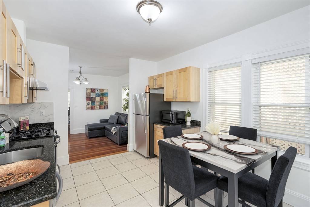 Quincy, MA 02169,118 Brook Rd #2