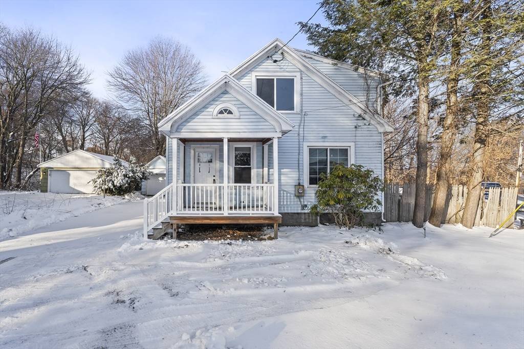 Chicopee, MA 01020,861 Grattan St