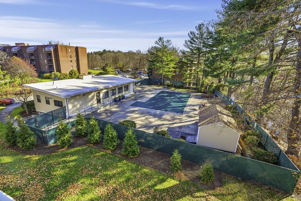 Boston, MA 02467,57 Broadlawn Park #4B