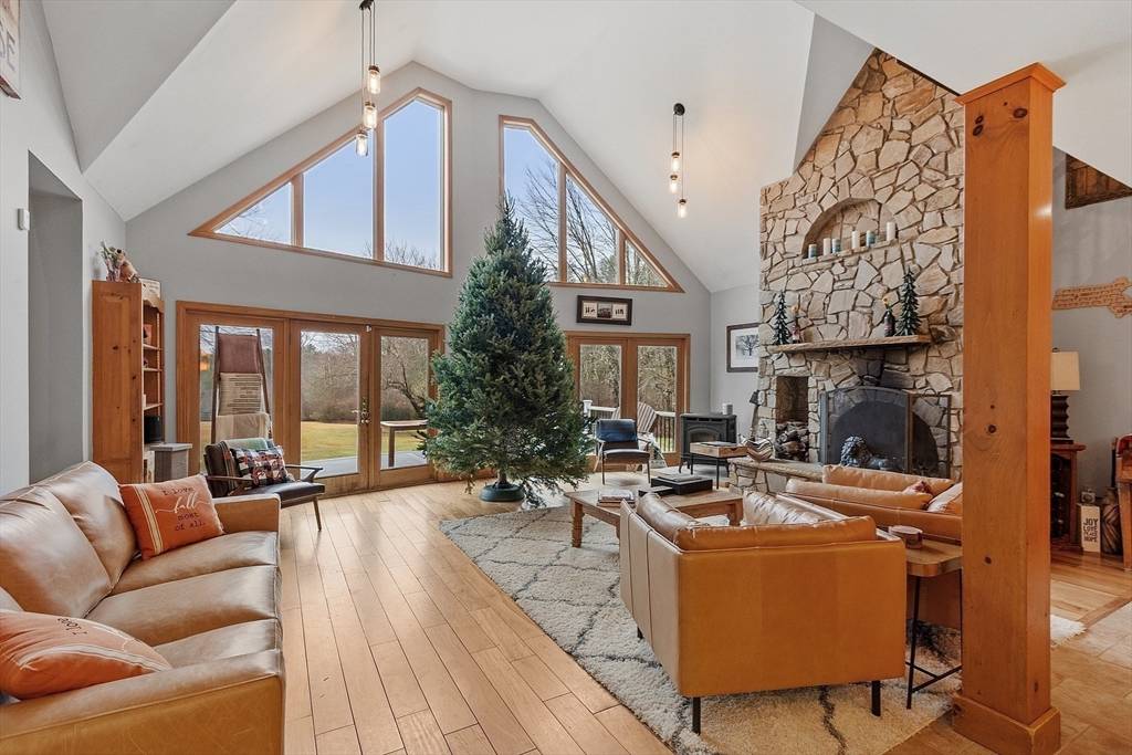 Barre, MA 01005,287 Chapman Rd #1