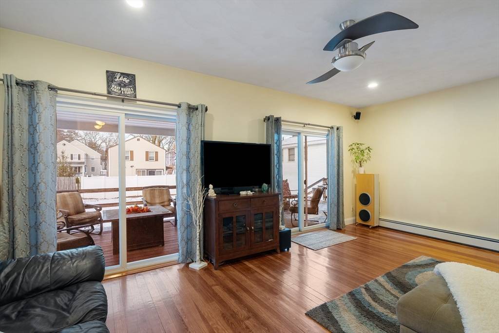 Tewksbury, MA 01876,54 Lakeview Ave