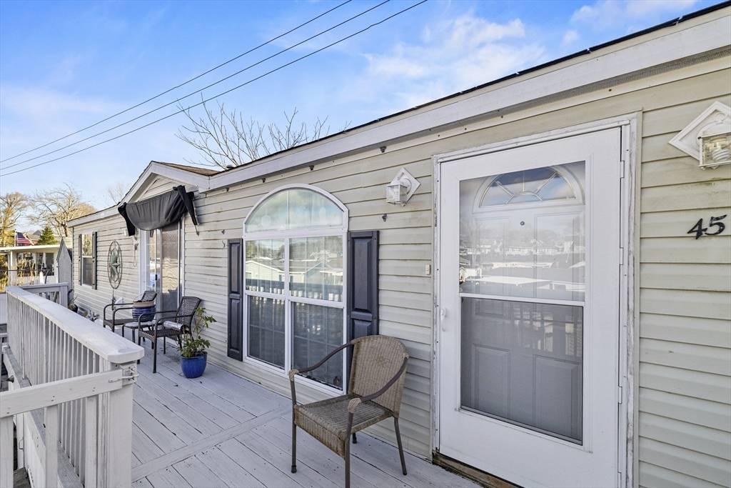 Wareham, MA 02558,45 Kins Court