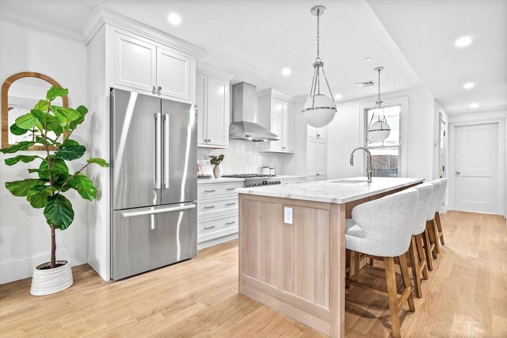 Boston, MA 02129,12 Prospect St #2