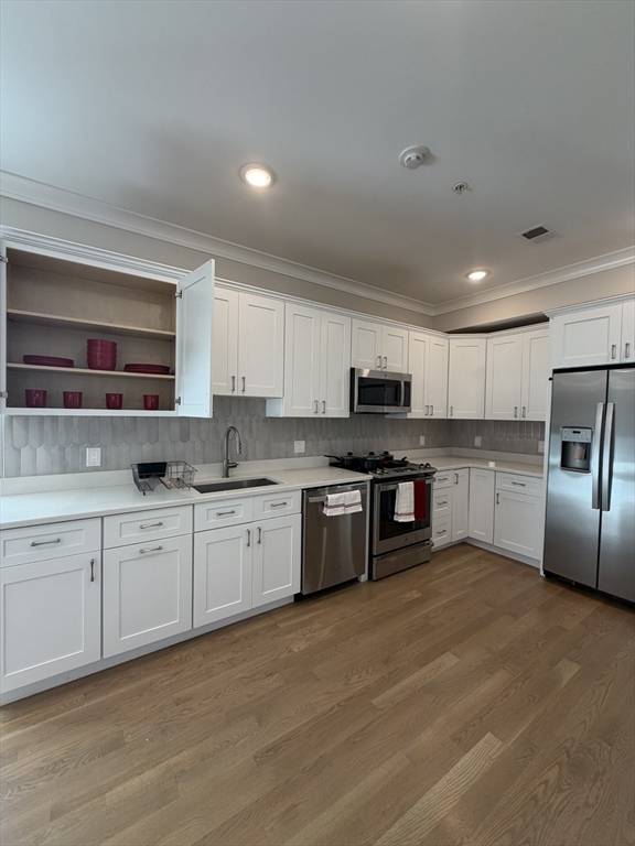 Boston, MA 02135,104-106 Warren St. #7