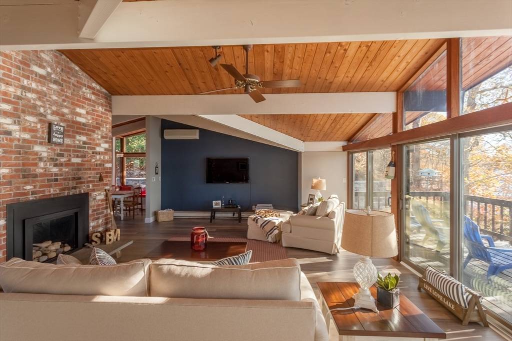 Plymouth, MA 02360,32 Eagle Hill Dr