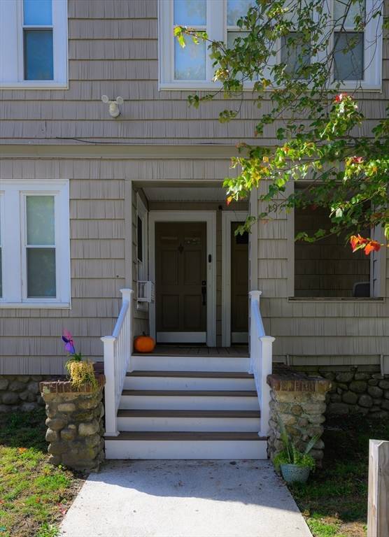 Milford, MA 01757,19 Oliver St #2