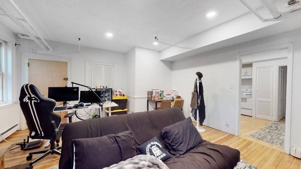 Boston, MA 02116,92 Marlborough #1