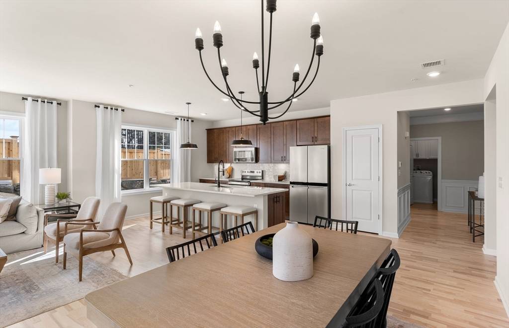 6 Stratton Drive #307 Woburn, MA 01801