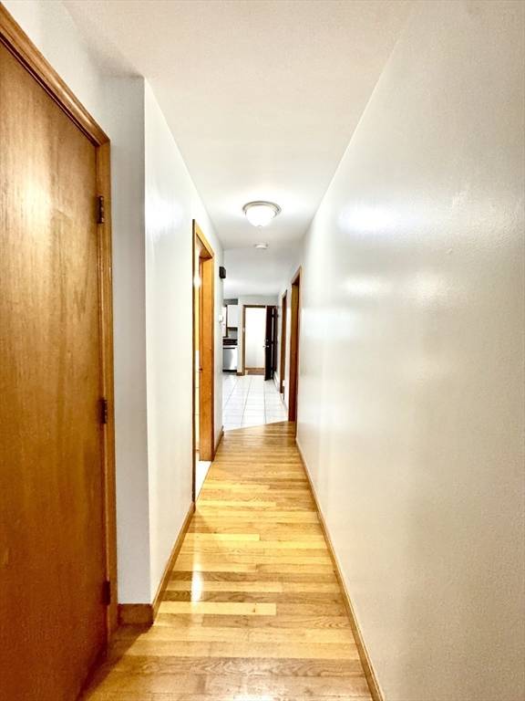 Peabody, MA 01961,61 Tracey St #2