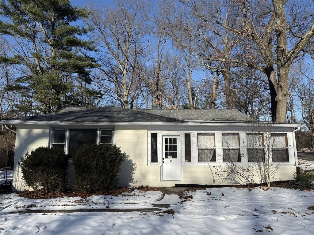 Springfield, MA 01109,18 Lawton St