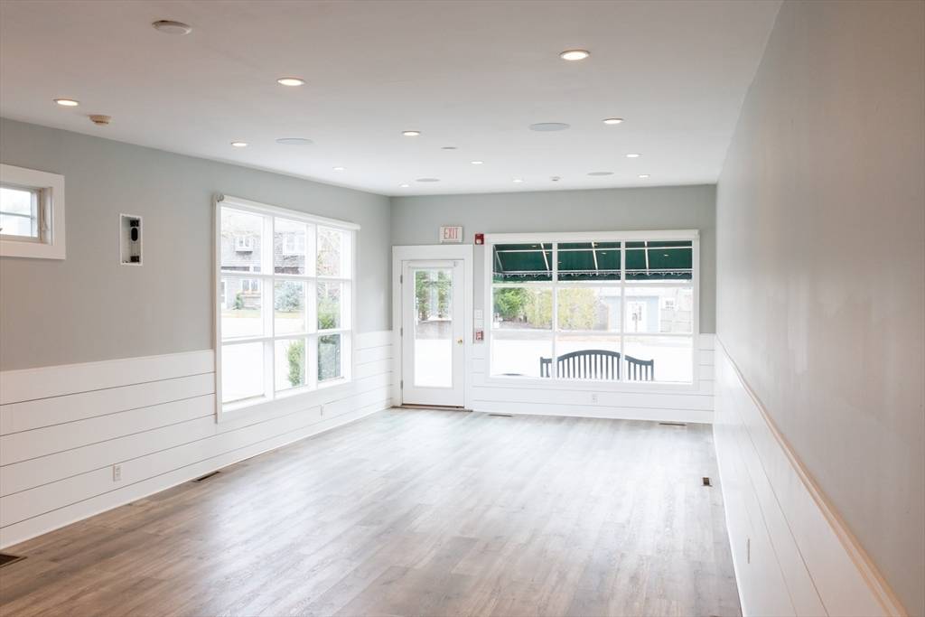 Chatham, MA 02633,25 Post Office Sq