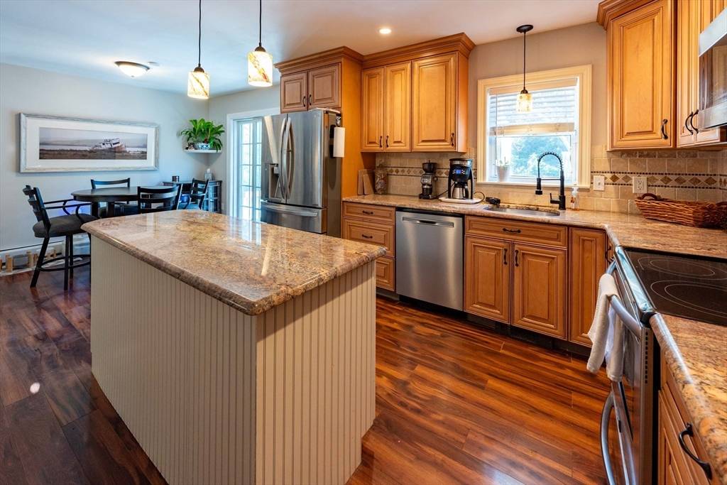 Granby, MA 01033,41 Morgan St