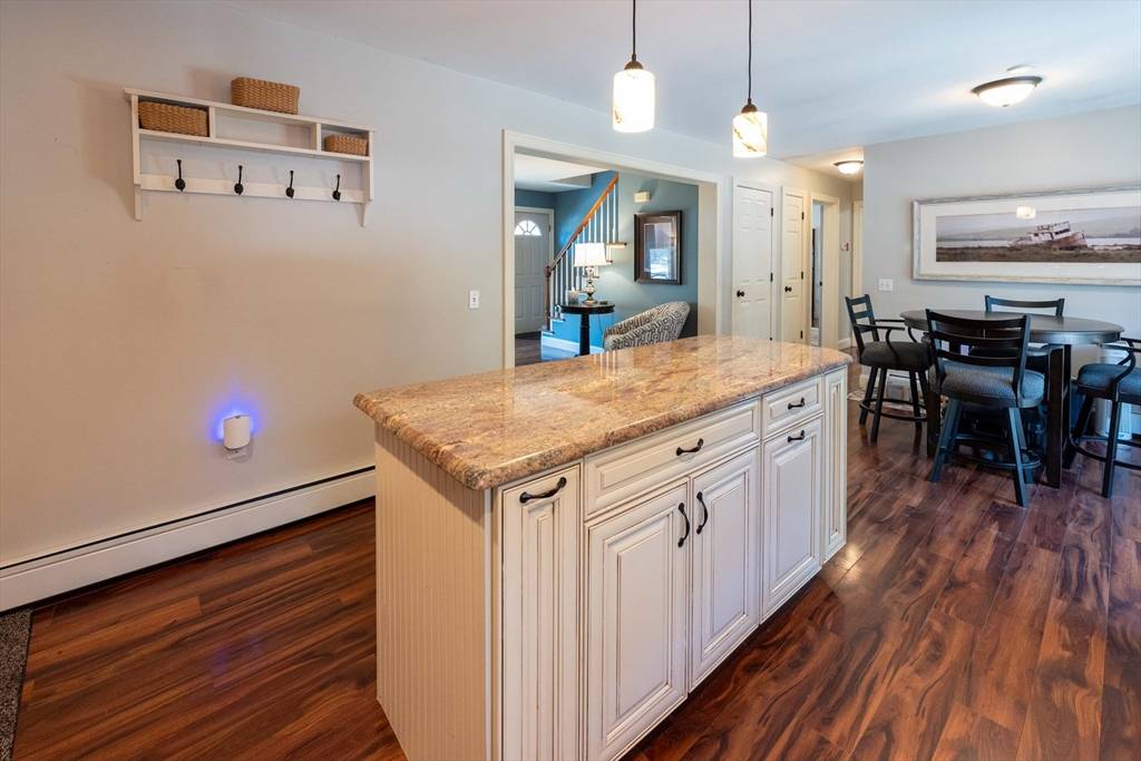 Granby, MA 01033,41 Morgan St